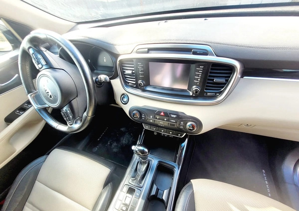 Kia Sorento cena 83900 przebieg: 172000, rok produkcji 2016 z Wrocław małe 121
